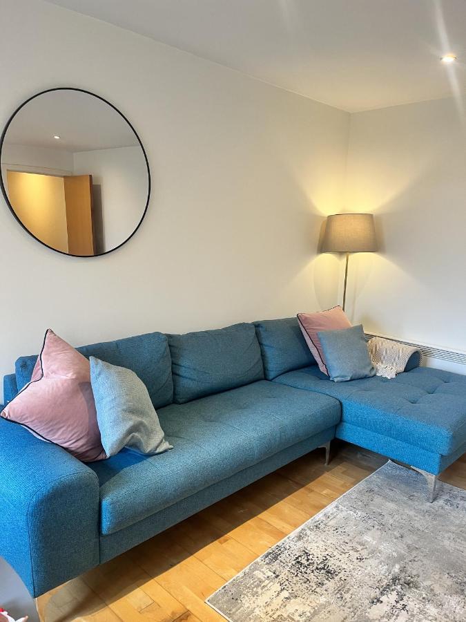 Spacious Mews Apartment, Clapham Londra Exterior foto